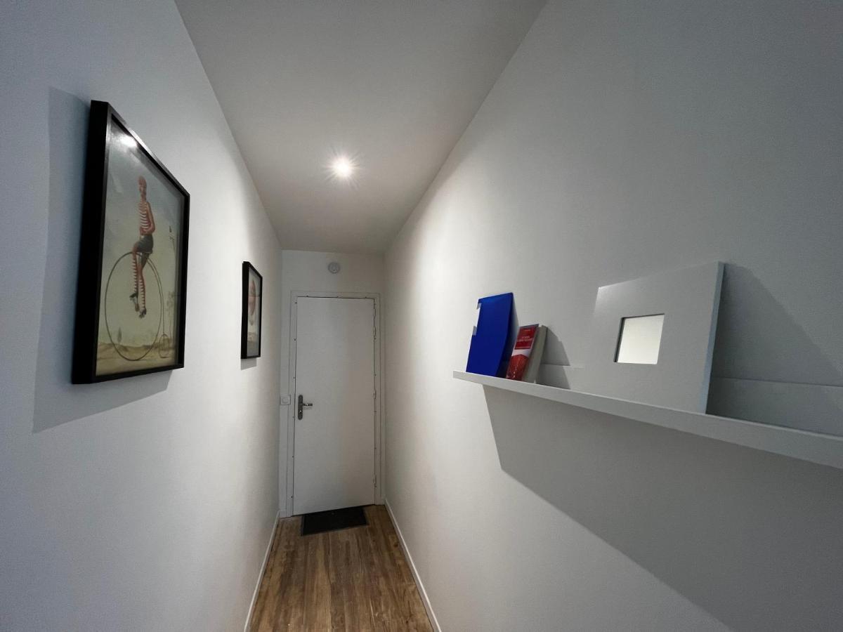 Charmant 2 Pieces Avec Terrasse Proche Centre Ville - Parking Gratuit A Proximite Lourdes Exterior foto