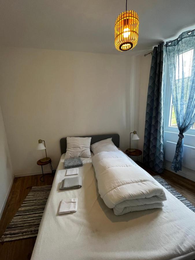 Charmant 2 Pieces Avec Terrasse Proche Centre Ville - Parking Gratuit A Proximite Lourdes Exterior foto